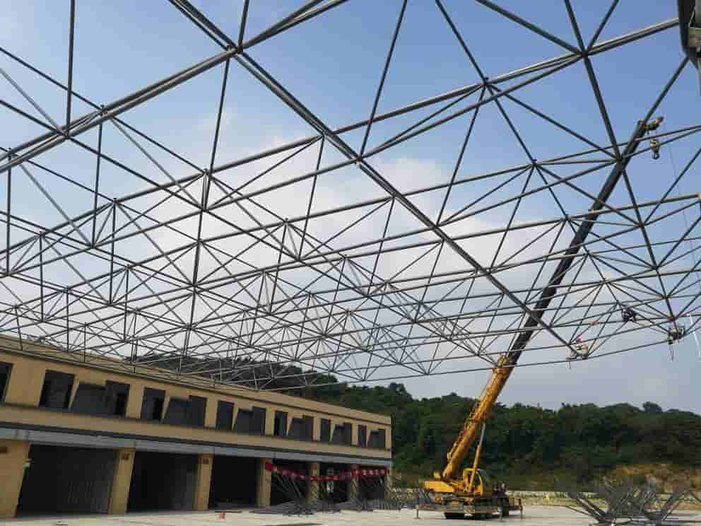 estructura de acero de cuadrícula 1