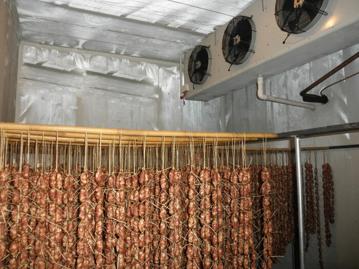Chambre froide pour le stockage de la viande