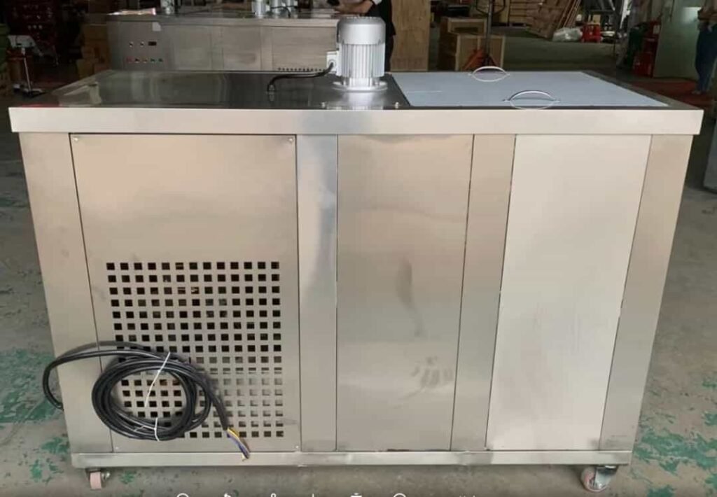 Reka bentuk padat mesin blok ais