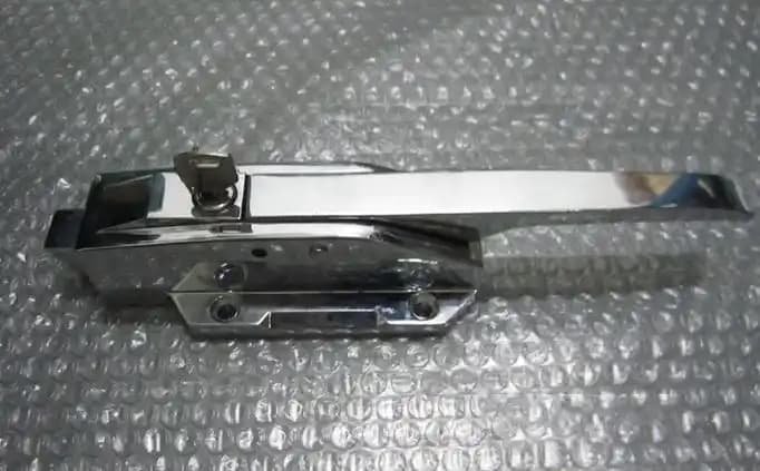 Замок в дверь холодной комнаты 1