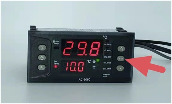 temperatura establecida de la caja de control 1